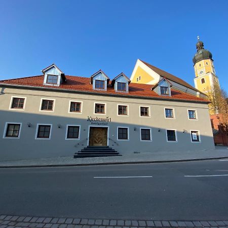 Hotelgasthof Kirchenwirt Schierling Eksteriør billede