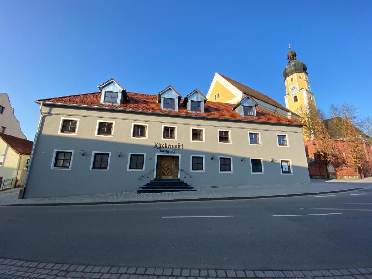 Hotelgasthof Kirchenwirt Schierling Eksteriør billede